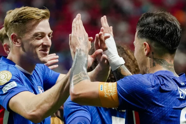 Liam Delap Offers Chelsea Hope in Uninspiring Victory Over LAFC